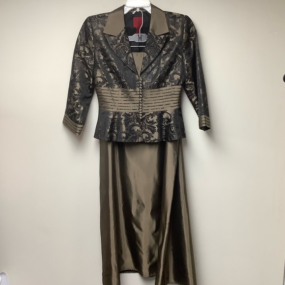 JS Collections 2pc Formal Skirt/Jacket: 8/10 - Picture 5 of 12